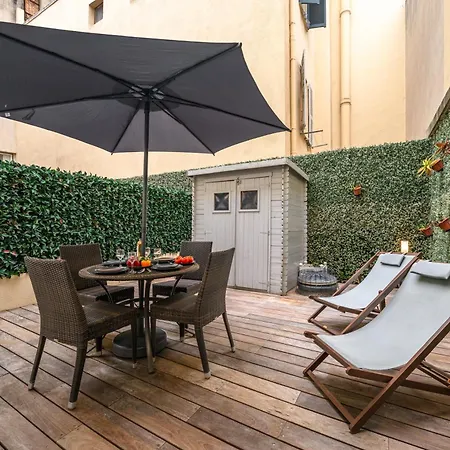 Charme Nicois Avec Terrasse En 니스