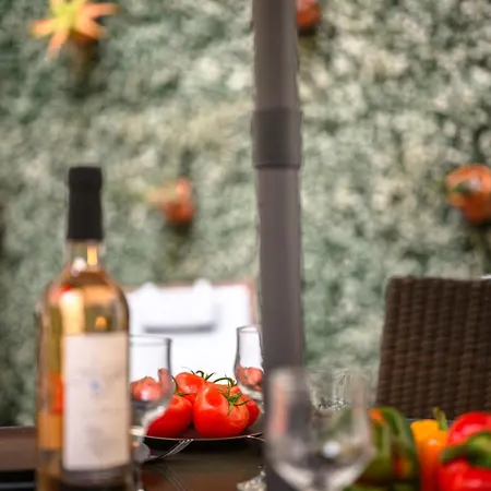 Charme Nicois Avec Terrasse En 아파트 니스
